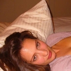 Feryelle - Swingerclub in Ainring Profil von Feryelle, 28 Jahre, Swingerclub in Ainring (Bayern)