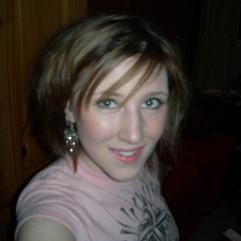 Léora - Swingerclub in Esterholz Profil von Léora, 28 Jahre, Swingerclub in Esterholz (Bayern)